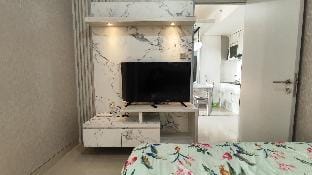 Apartemen transpark cibubur 2bedroom by Genina Apartment in West Java