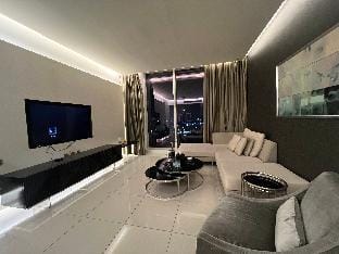 شقة بغرفة نوم وصاله مطلة على المدينة Apartment in Riyadh