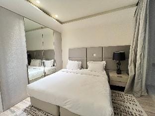 شقه بصاله واسعة وغرفتي نوم مع اطلالات رائعة Apartment in Riyadh