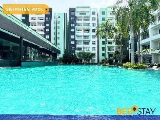 Ipoh City Centre Manhattan Condo Pool View 9PAX Apartment in Ipoh