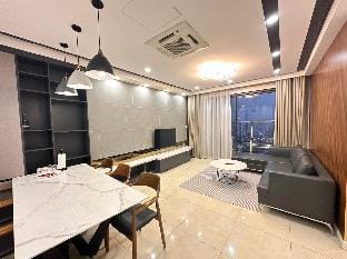 ANIES 3BR 2BA C6 Vinhomes D'capitale - HaNoi Apartment in Laos