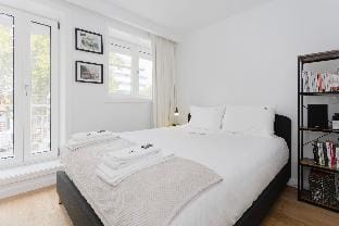 Liiiving in Matosinhos- Colorwave Terrace House Vacation rental in Matosinhos