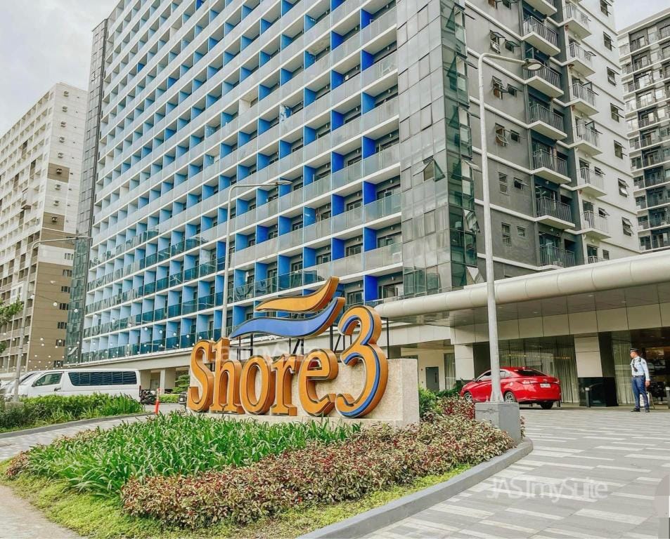 Layan-Dy Shore Staycation  Apartment in Pasay