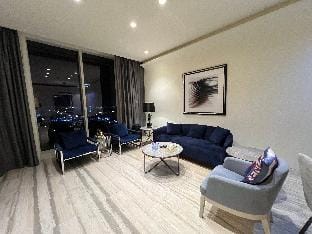 شقة بغرفة نوم وصاله مطلة على المدينة Apartment in Riyadh