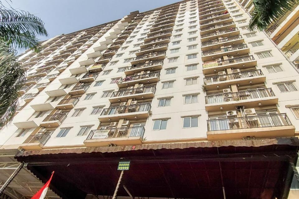 RedLiving Apartemen Mutiara - Star Rooms Tower A Hotel in West Java