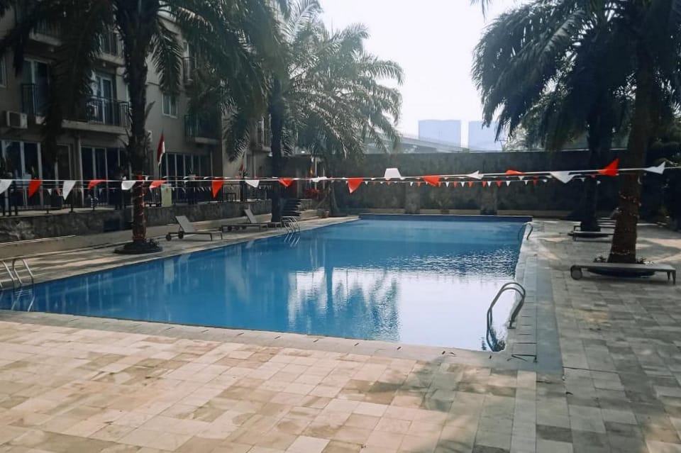 RedLiving Apartemen Mutiara - Star Rooms Tower A Hotel in West Java