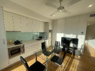 One Bedroom apartment- bed in living room Apartment in Surry Hills