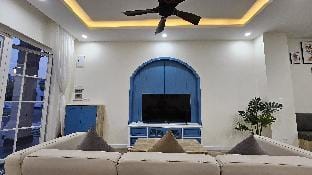 Private Santorini beach villa hosts up to 10 Villa in Phan Thiet