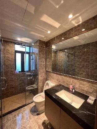 Cozy City View Room at R&F Apartment in Johor Bahru