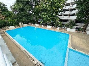 芭堤雅步行街海滩超近带泳池高级公寓 Apartment in Pattaya City