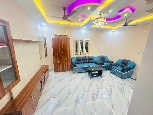 Stay with Sadiq Vacation rental in Chennai