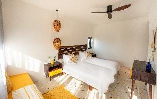 Sunrise Ocean Villa 4BR- Tan Thanh Beach Hoi An  Villa in Hoi An