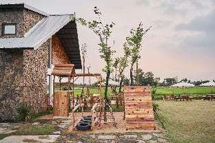 Mạ Non Villa in Cambodia