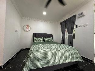 Rahim Homestay Tiny Homestay (Black Room) Vacation rental in Perak