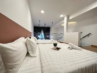 EkoCheras, Kuala Lumpur 1-5 Pax (Next to Mall&MRT) Vacation rental in Federal Territory of Kuala Lumpur