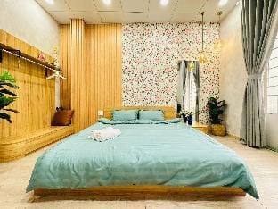Our House with Balcony D1 next to Bui Vien Street Apartment in Ho Chi Minh City