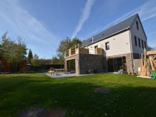 Lush holiday home with bubble bath and sauna Vacation rental in Wallonia, Belgium