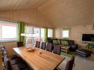 Lush chalet with hot tub Vacation rental in Carinthia, Austria