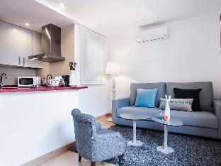 Penthouse in Barcelona with Large Terrace Apartment in Barcelona