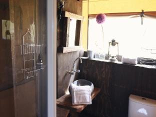 Beach Lodge Callantsoog near Dunes Luxury tent in Callantsoog