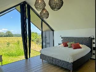 Cozy Romantic Stay Near Durbuy Vacation rental in Wallonia, Belgium