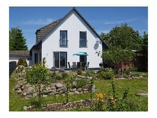Marisol Comfortable holiday residence Vacation rental in Glowe