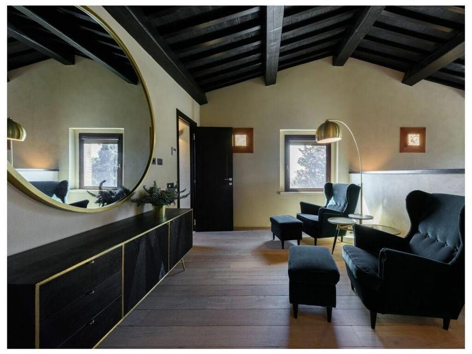 Villa Montioni Comfortable holiday residence Villa in Tuscany