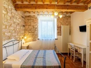 Country House in Marche with Pool  Views Vacation rental in Umbria