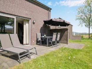 Wheelchair-Friendly Home in Reevallis Vacation rental in Limburg (province)