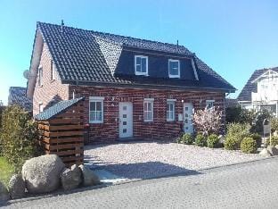 Sommerhus Lolland Comfortable holiday residence Vacation rental in Ostholstein