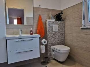 Paulonia Comfortable holiday residence Vacation rental in Peroj