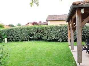 Villa in Parthenay with Private Garden Vacation rental in Pays de la Loire