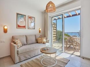 Apartment in Giens with Pool  Beaches Nearby Apartment in Hyères