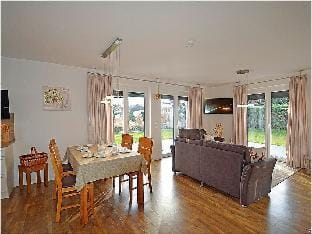 Lotsenhaus Comfortable holiday residence Vacation rental in Mecklenburg-Vorpommern, Germany