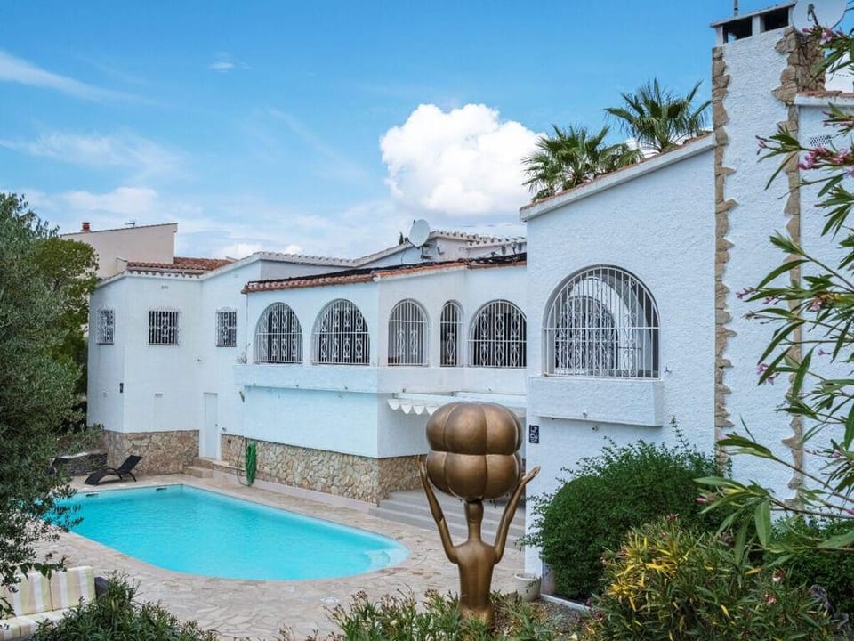 Villa Andaluz  Roses Mas Fumats Hotel in Alt Empordà