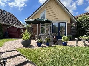 Carpe Diem with jetty and boat Vacation rental in Flevoland, Netherlands