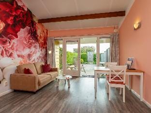 Romantic Getaway Near Beach Vacation rental in Koudekerke