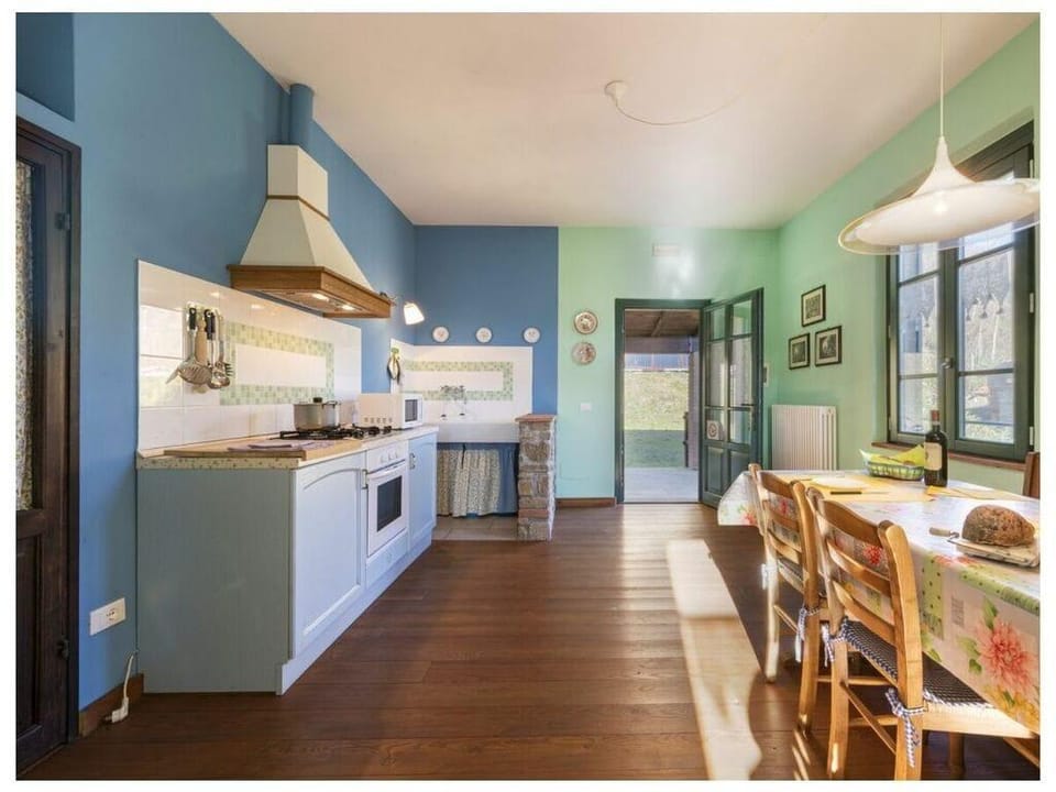 Villa Popiglio Comfortable holiday residence Villa in Emilia-Romagna