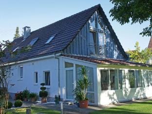 Walnut Modern retreat Vacation rental in Überlingen