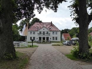 Gowe Comfortable holiday residence Vacation rental in Mecklenburg-Vorpommern, Germany