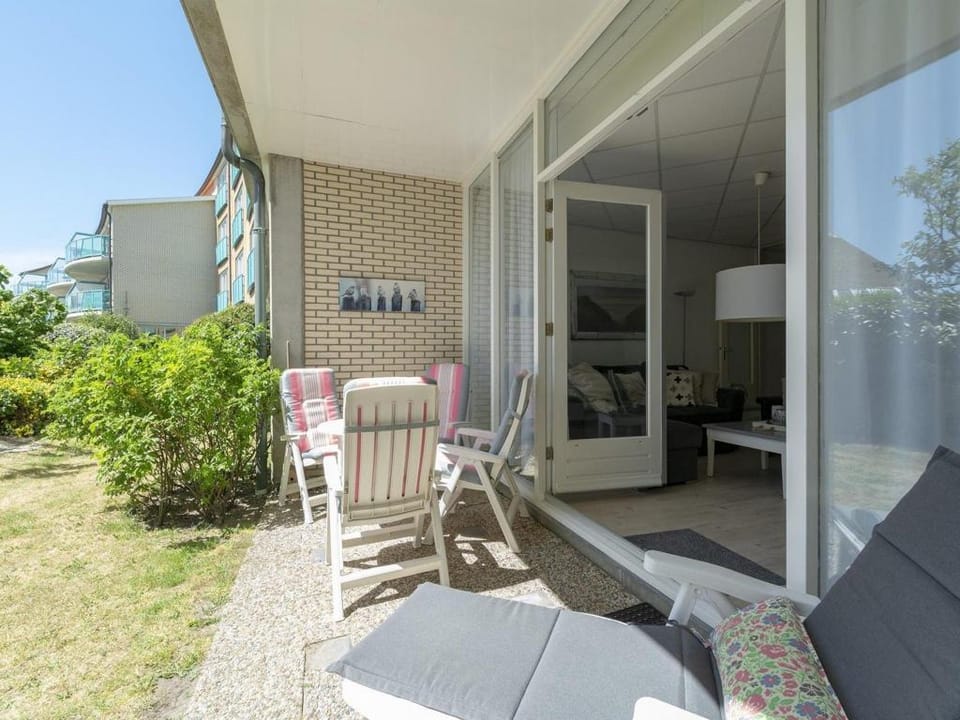 Strandslag 107 apartment by the beach Apartment in Julianadorp