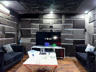 Mini Tomorrowland  Apartment in Karachi