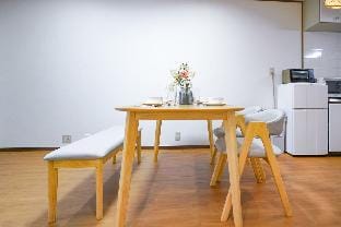 [guishe]HouseBalcony7ppl｜Hanazonocho Tengachaya. Vacation rental in Osaka