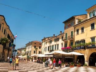 Shimmering Serenity in Pastrengo Vacation rental in Lake Garda