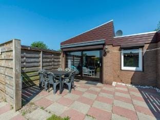 De Blenck 67 family-friendly bungalow Vacation rental in Callantsoog