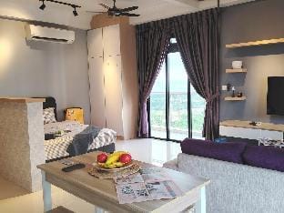 Meridin Sovo 3001  Couple Legoland Netflix BySTAY Apartment in Johor