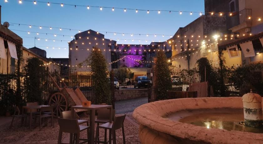 Niche Apartment in Noto