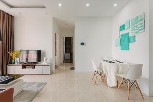 ANIES 2BR 2BA C1 Vinhomes D'capitale - HaNoi Apartment in Laos