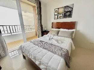 Studio Executive with Balcony, Beach Resort, Davao Apartment in Island Garden City of Samal