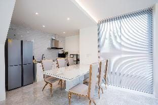 Cyrus House Poolvilla Villa in Pattaya City